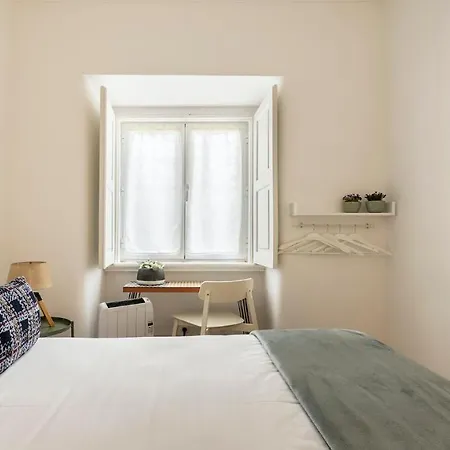 Appartement Plum Guide - Flight Of Fancy Lissabon